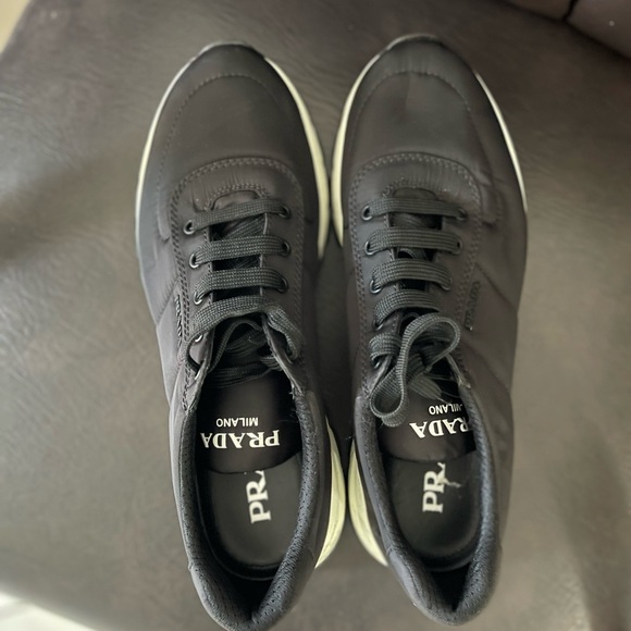 PRADA | Downtown Logo Low Top Sneaker Size 10.5 - Picture 3 of 8